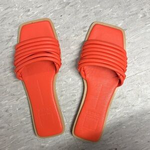 Dolce Vita Coral-Orange Padded Strap Slide Sandals